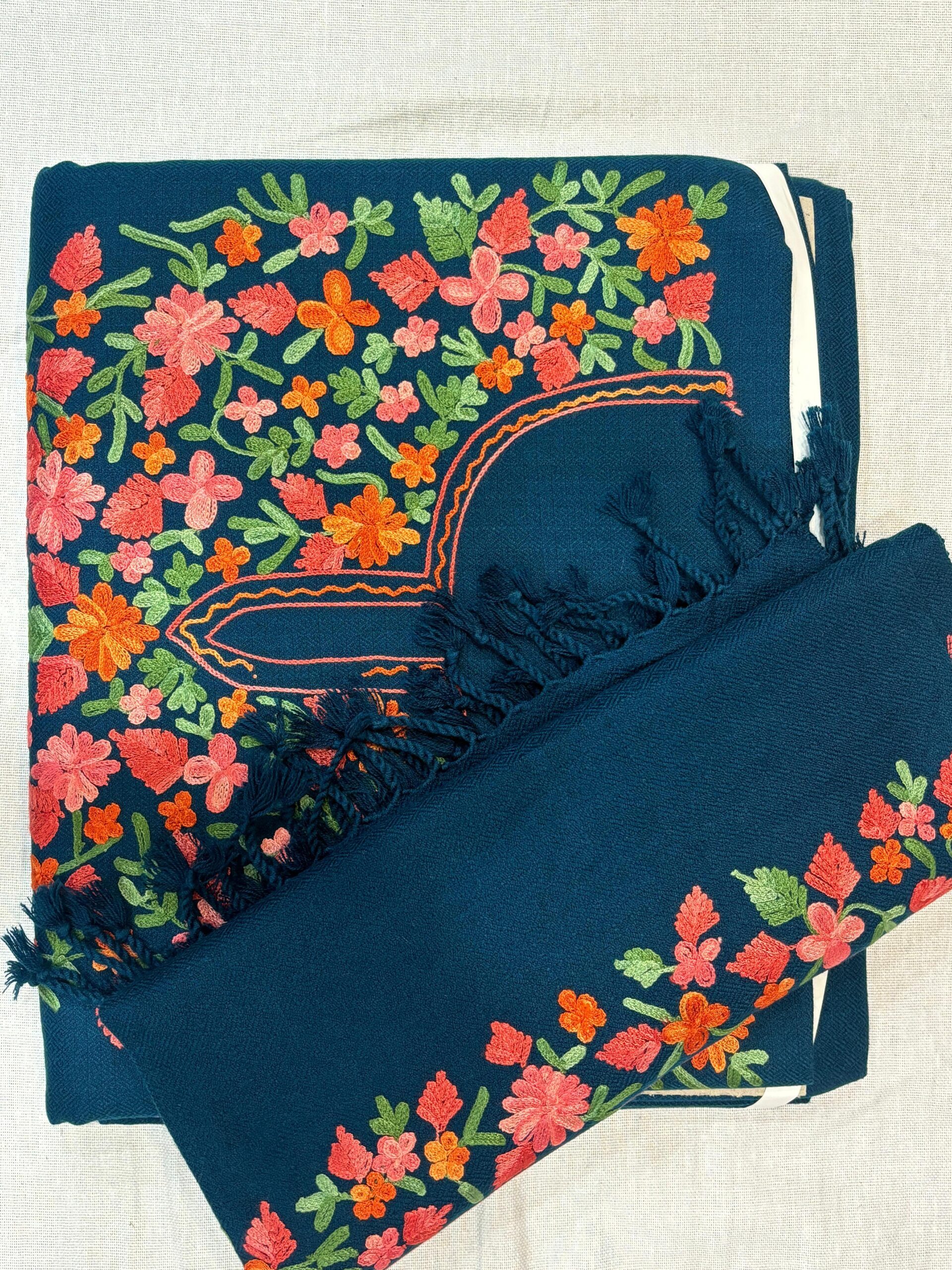 Woolzone Kashmiri Embroidery Suit - Image 7