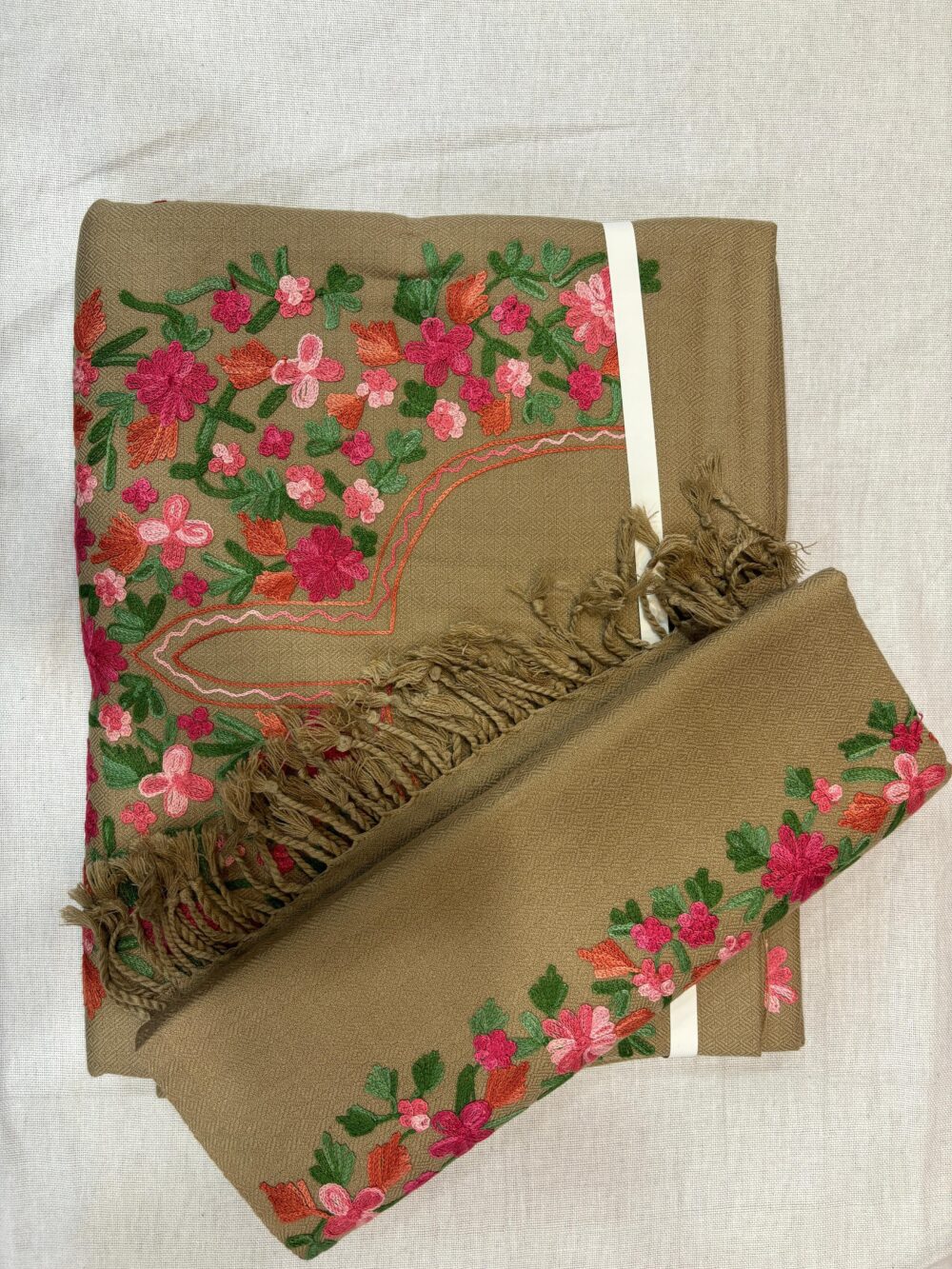 Woolzone Kashmiri Embroidery Suit - Image 3